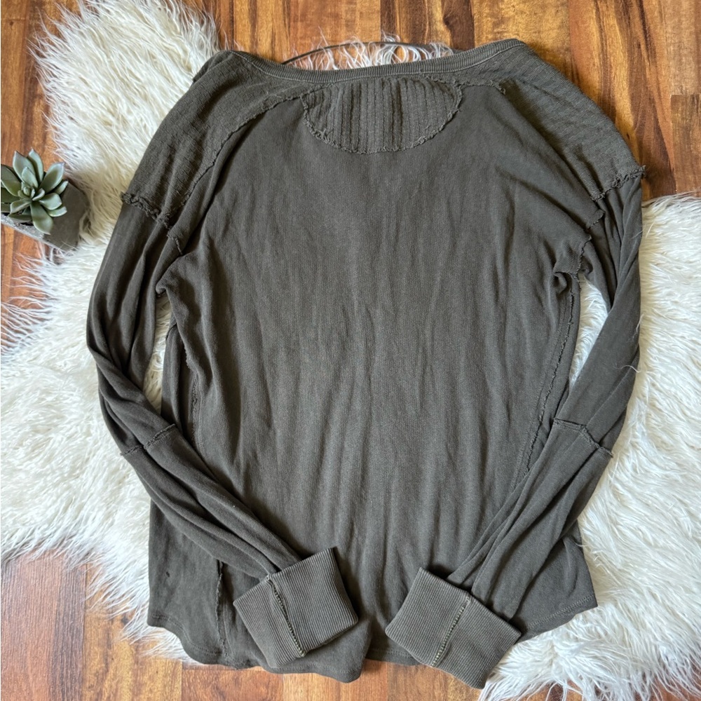 Free People Olive V‑Neck Raw Seam Long Sleeve Tee - Picture 6 of 6
